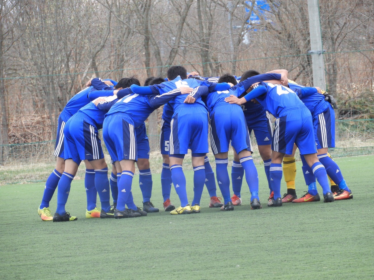 サッカー部 春季大会優勝 駒澤大学附属苫小牧高等学校